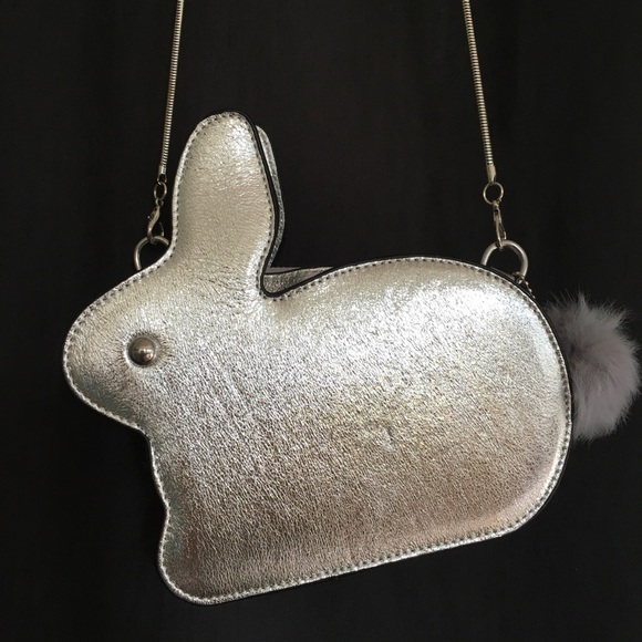 BUNNY Bag in SILVER metallic fur tail NEW - Picture 3 of 6